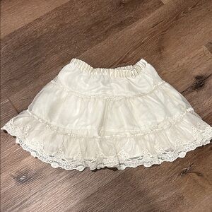 Hanna Andersson Cream Lace Mini Skirt 5/6 kids